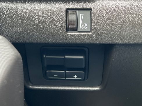 Used 2025 GMC Canyon Elevation w/ Convenience Package image 40