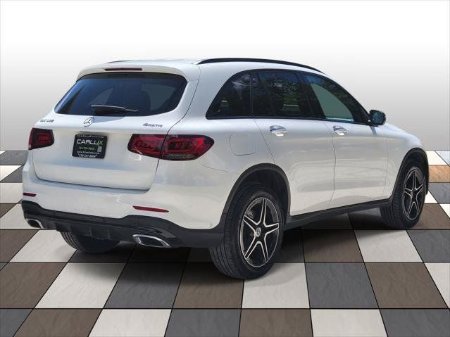 Used 2022 Mercedes-Benz GLC 300 4MATIC image 4