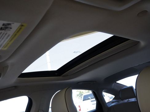 Certified 2018 Ford Fusion Energi Platinum FWD image 35