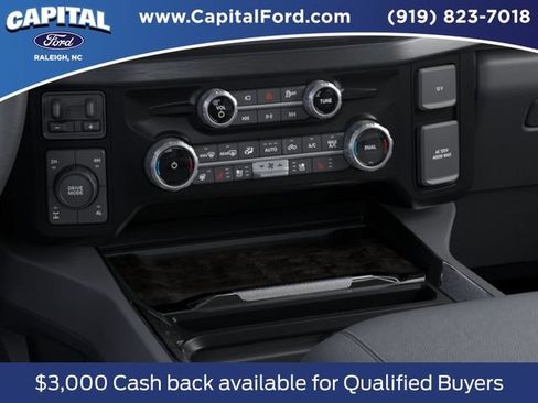 New 2026 Ford F250 Lariat w/ Black Appearance Package AWD/4WD image 16