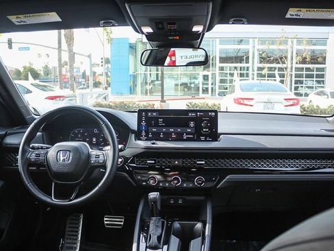 Used 2025 Honda Accord Sport image 18