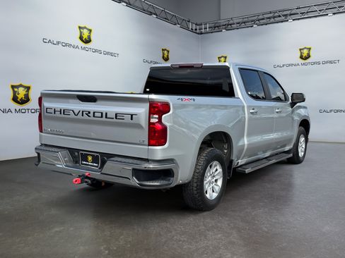 Used 2022 Chevrolet Silverado 1500 LT AWD/4WD image 5