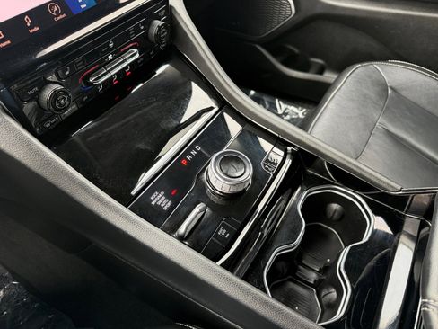 Used 2022 Jeep Grand Cherokee Limited 4xe image 13