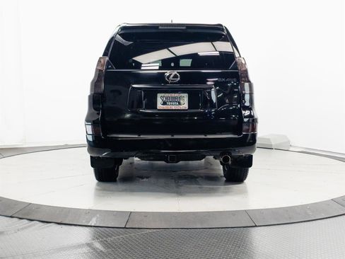 Used 2022 Lexus GX 460 Premium w/ Premium Package AWD/4WD image 10
