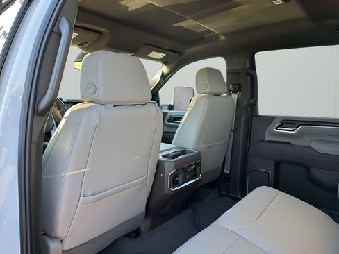 New 2026 GMC Sierra 3500 SLT w/ Texas SLT Premium Package image 18