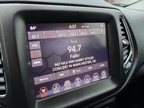 Used 2018 Jeep Compass Trailhawk image 20