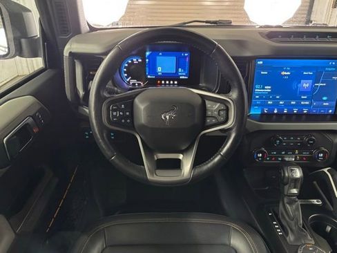 Used 2021 Ford Bronco Badlands image 14