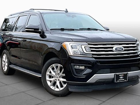 Used 2021 Ford Expedition Max XLT RWD image 3