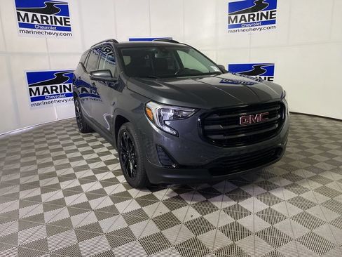 Used 2020 GMC Terrain SLE w/ Driver Convenience Package FWD image 1