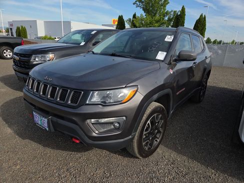 Used 2021 Jeep Compass Trailhawk AWD/4WD image 1