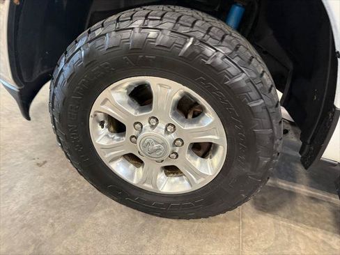 Certified 2019 RAM 2500 Big Horn AWD/4WD image 33