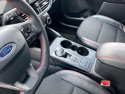 Used 2025 Ford Escape ST-Line FWD image 15