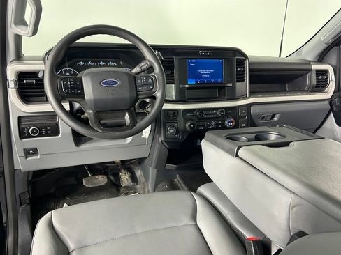 Used 2025 Ford F450 XL w/ XL Driver Assist Package AWD/4WD image 16