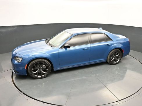 Used 2023 Chrysler 300 Touring w/ Sport Appearance Package RWD image 34