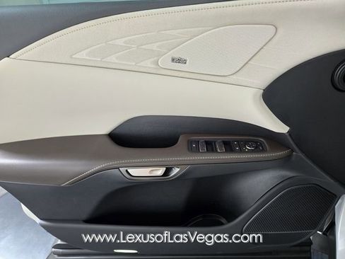 New 2026 Lexus RX 450h 450h+ Luxury image 16