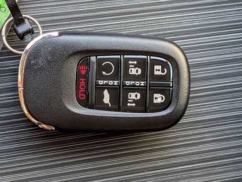 Certified 2026 Honda Odyssey Elite image 32