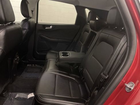 Used 2022 Ford Escape SEL image 17
