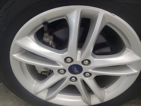 Used 2018 Ford Fusion S FWD image 31