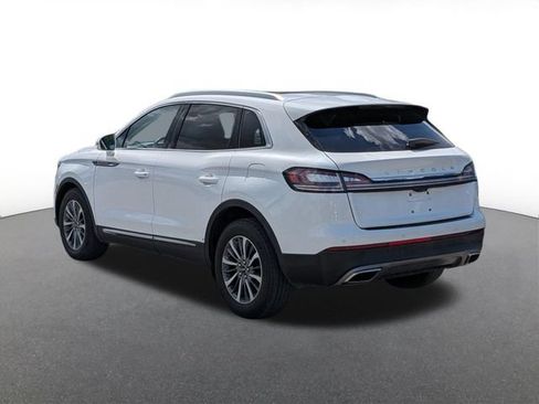 Used 2023 Lincoln Nautilus Reserve AWD/4WD image 4