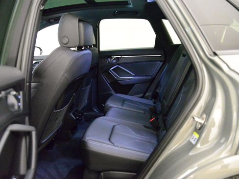 Certified 2025 Audi Q3 2.0T Premium w/ Convenience Package image 11