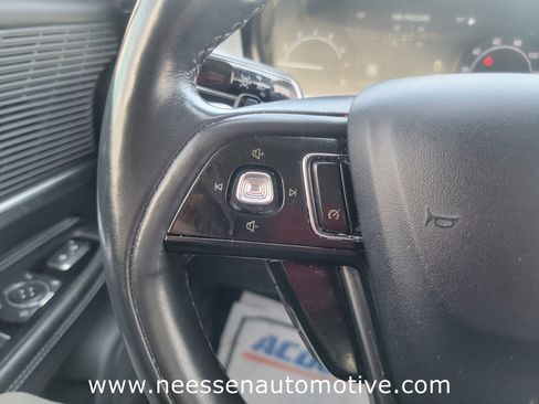 Used 2022 Lincoln Corsair FWD w/ Premium Package image 18