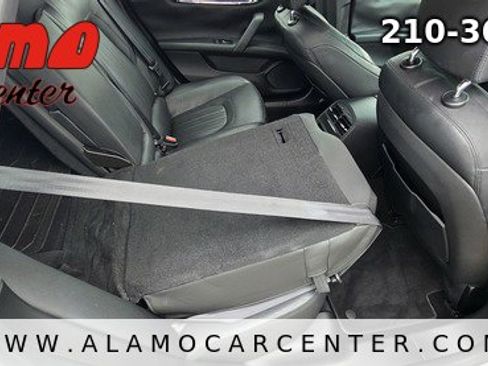 Used 2014 Maserati Quattroporte S Q4 image 22