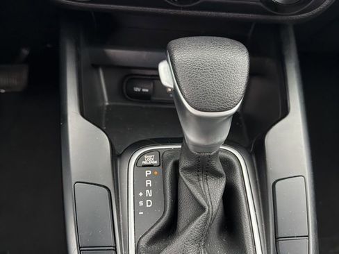 Used 2024 Kia Soul LX w/ Option Group 015 FWD image 18