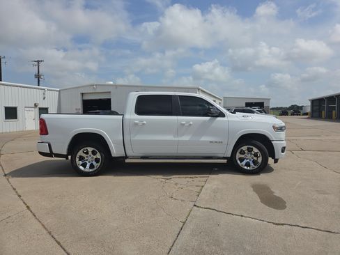 Used 2026 RAM 1500 Lone Star AWD/4WD image 4