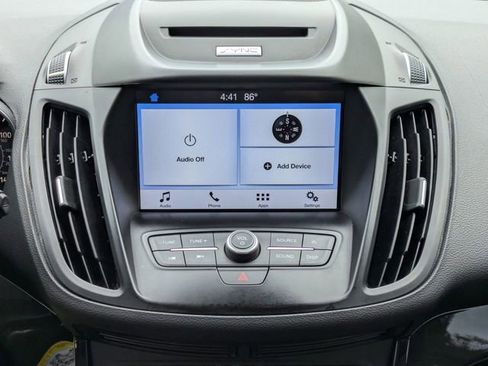 Used 2017 Ford Escape SE w/ Equipment Group 201A FWD image 20