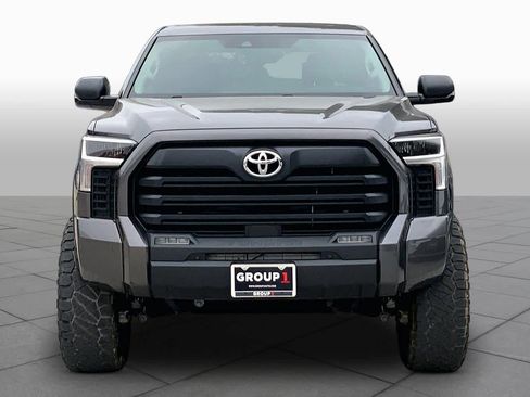 Used 2023 Toyota Tundra SR5 w/ SR5 Convenience Package AWD/4WD image 4