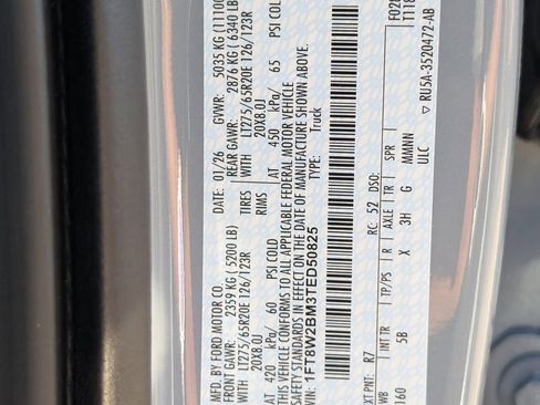 New 2026 Ford F250 Lariat w/ Black Appearance Package image 71