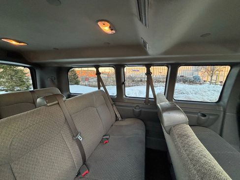 Used 2017 Chevrolet Express 2500 LT w/ LT Preferred Equipment Group image 30