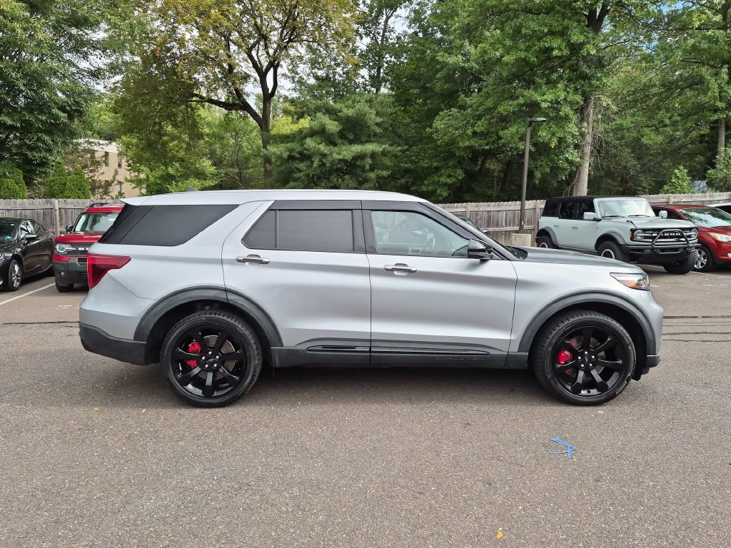 Certified 2022 Ford Explorer ST w/ Equipment Group 401A AWD/4WD image 14