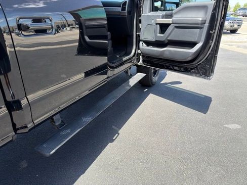 Used 2022 Ford F350 Platinum w/ Tremor Off-Road Package AWD/4WD image 32