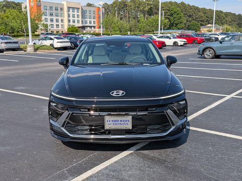 Used 2025 Hyundai Sonata SEL FWD image 8
