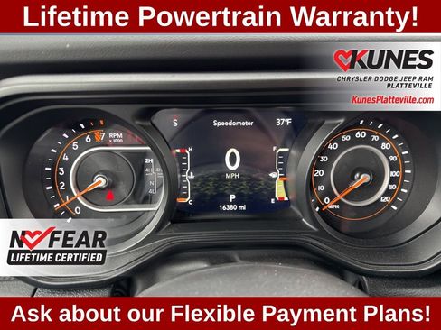 Used 2024 Jeep Gladiator Rubicon image 19