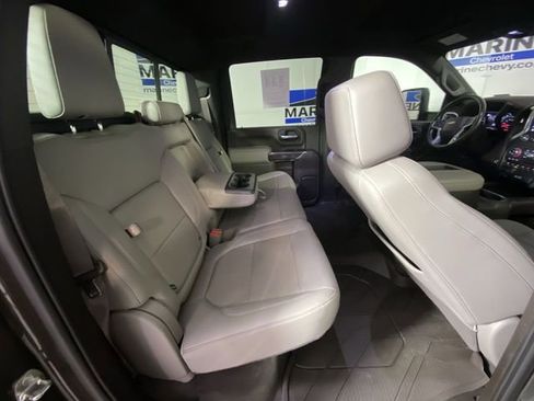 Used 2022 Chevrolet Silverado 2500 LTZ w/ LTZ Premium Package image 33