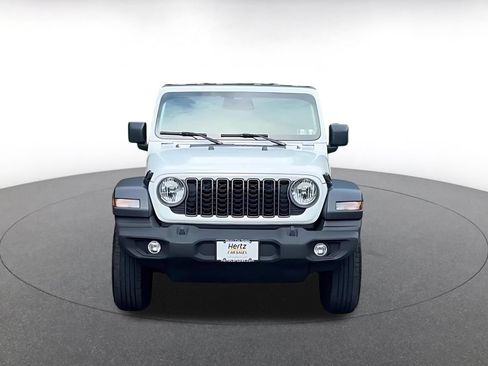 Used 2025 Jeep Wrangler Sport S AWD/4WD image 4