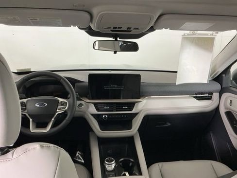 New 2026 Ford Explorer Active w/ Active Comfort Package image 24