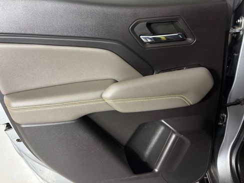 Used 2023 Chevrolet Colorado ZR2 w/ ZR2 Convenience Package III AWD/4WD image 45