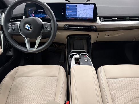 Used 2025 BMW X1 xDrive28i w/ Convenience Package AWD/4WD image 15