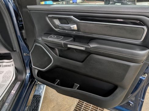 Used 2022 RAM 1500 Laramie w/ Sport Appearance Package AWD/4WD image 5