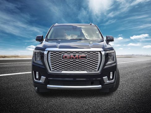 Used 2022 GMC Yukon Denali AWD/4WD image 18