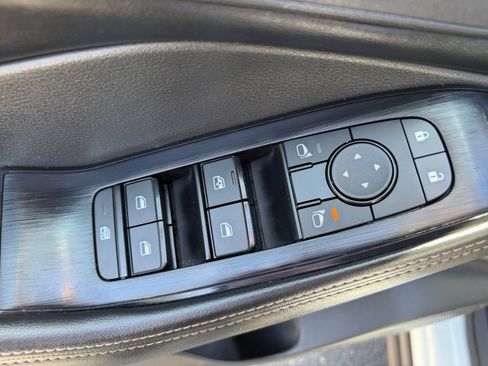 Used 2024 Nissan Rogue SV AWD/4WD image 14