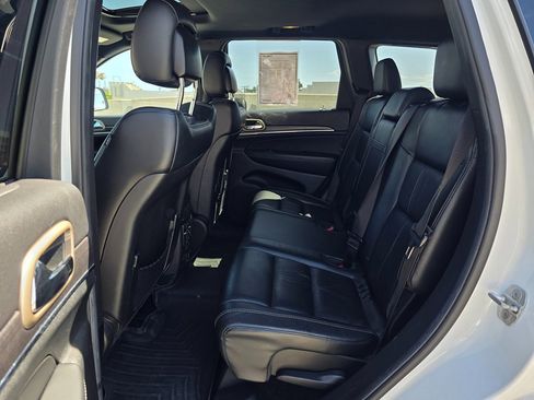 Used 2014 Jeep Grand Cherokee Limited AWD/4WD image 17