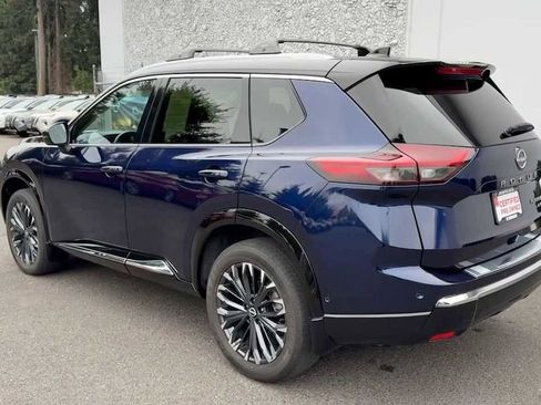 Certified 2024 Nissan Rogue Platinum w/ Platinum Premium Package image 11