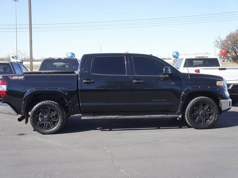 Used 2019 Toyota Tundra SR5 w/ SR5 Upgrade Package image 5