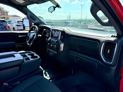 Used 2021 Chevrolet Silverado 3500 LT w/ Convenience Package image 30