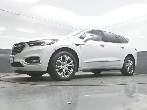 Used 2020 Buick Enclave Avenir w/ Avenir Technology Package image 36