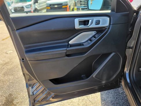 Certified 2020 Ford Explorer ST w/ Premium Technology Package image 14